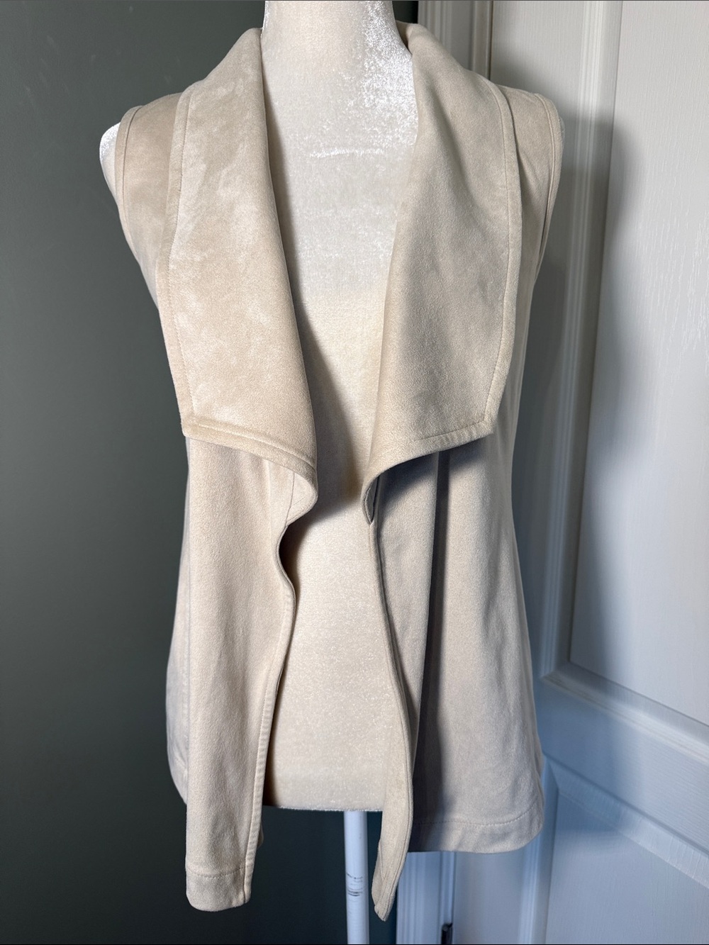 Juicy Couture Faux Suede Draped Open Front Vest Beige Tan XS